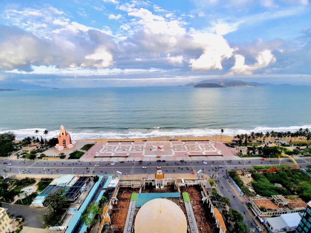 Homie Panorama Beachfront Residences Nha Trang Exterior foto