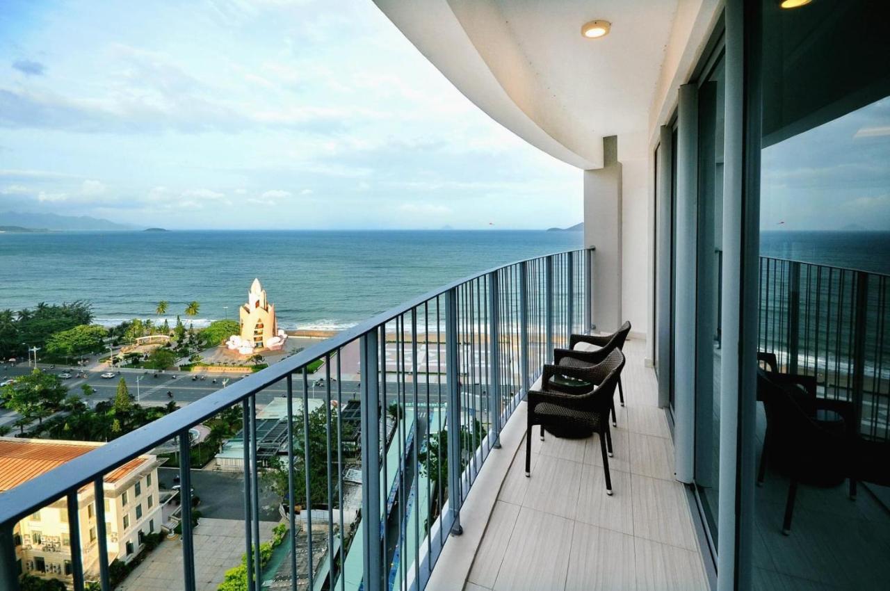 Homie Panorama Beachfront Residences Nha Trang Exterior foto