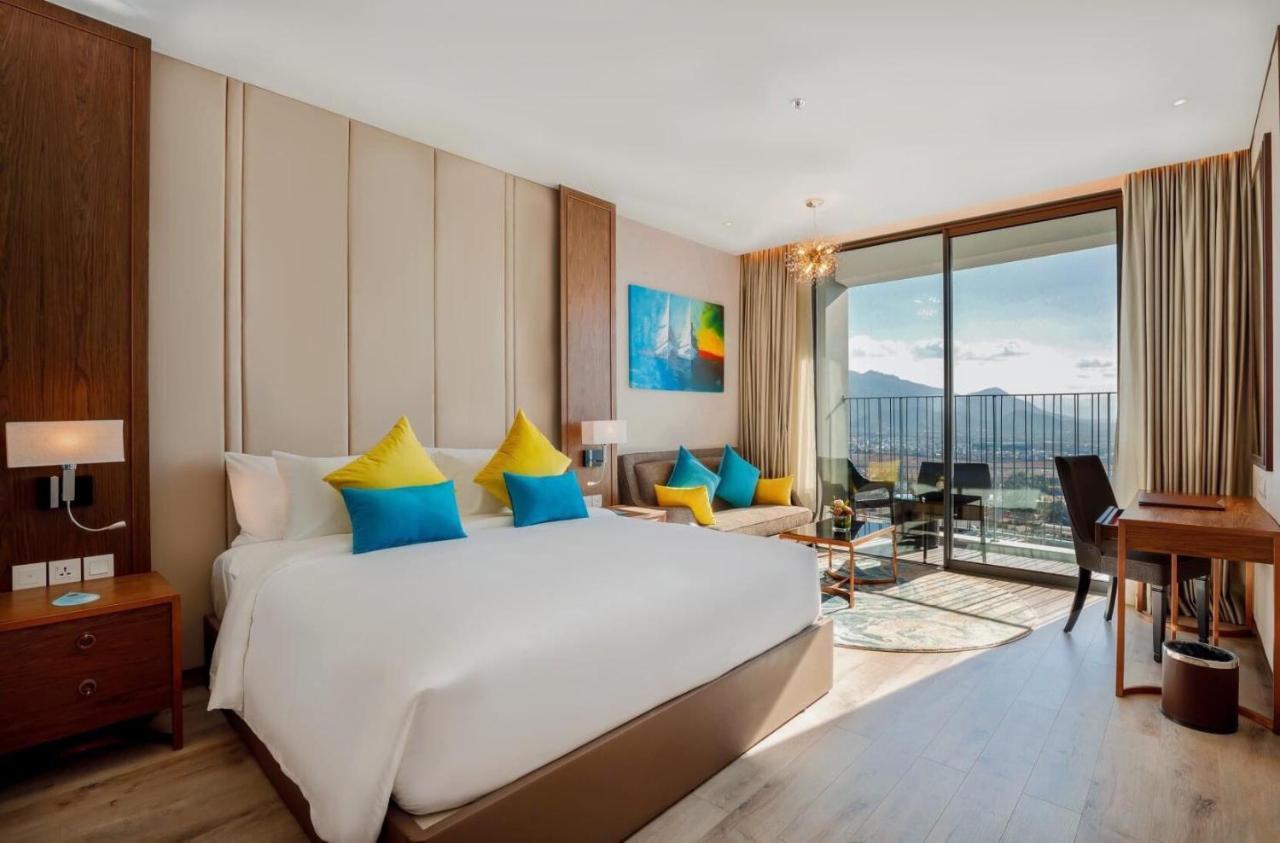 Homie Panorama Beachfront Residences Nha Trang Exterior foto